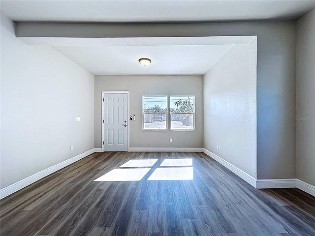 1621 7TH AVENUE N, St Petersburg, FL 33713