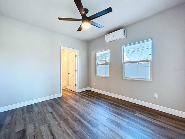 1621 7TH AVENUE N, St Petersburg, FL 33713