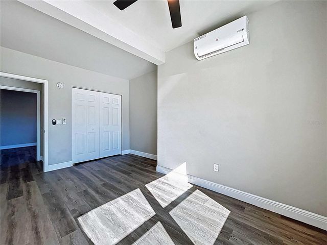 1621 7TH AVENUE N, St Petersburg, FL 33713