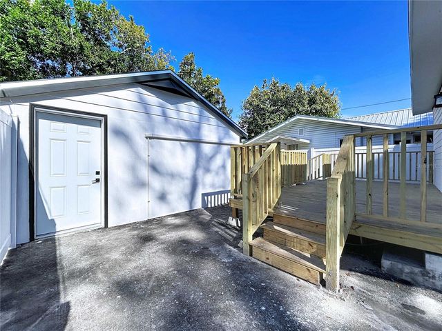 1621 7TH AVENUE N, St Petersburg, FL 33713