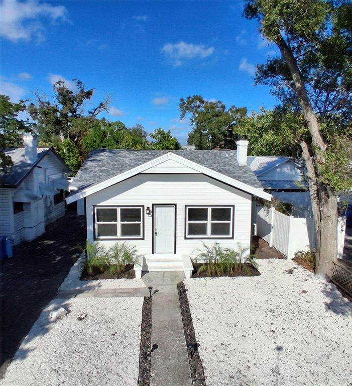 1621 7TH AVENUE N, St Petersburg, FL 33713