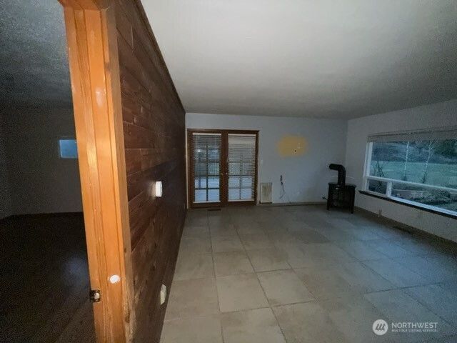 13015 Brownsville Highway NE, Poulsbo, WA 98370