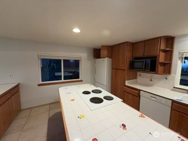 13015 Brownsville Highway NE, Poulsbo, WA 98370