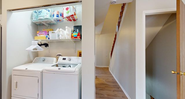 2190 N Heartland Path, Lake Villa, IL 60046