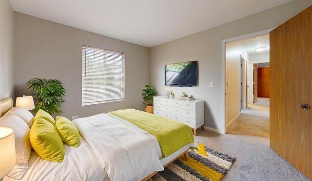 2190 N Heartland Path, Lake Villa, IL 60046