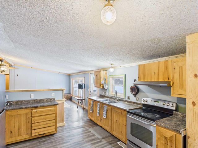 5717 N Overlook Road, Leelanau Twp, MI 49670