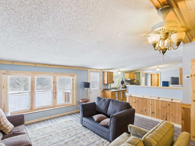 5717 N Overlook Road, Leelanau Twp, MI 49670