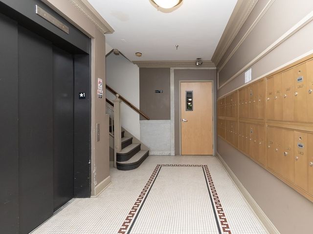 133 Park Dr 33, Boston, MA 02215
