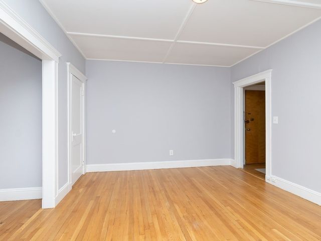 133 Park Dr 33, Boston, MA 02215