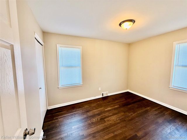 12753 Georgiana Avenue, Warren, MI 48089