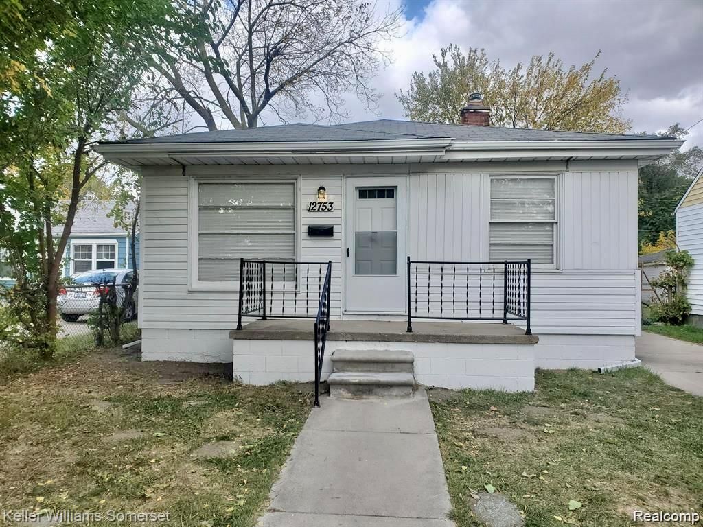 12753 Georgiana Avenue, Warren, MI 48089