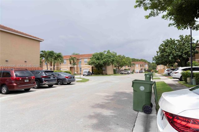873 NW 135th Avenue, Pembroke Pines, FL 33028