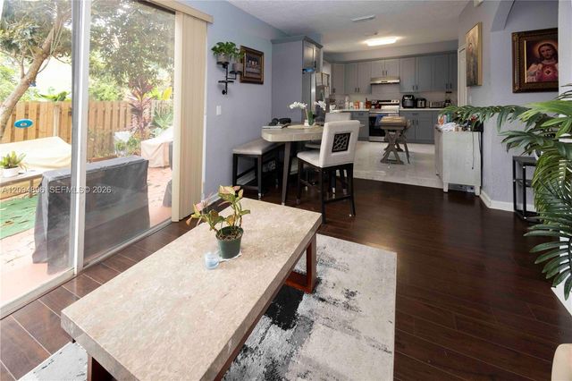 873 NW 135th Avenue, Pembroke Pines, FL 33028