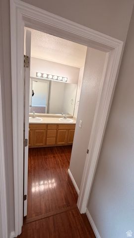 12446 S MOSSBERG DR, Herriman, UT 84096