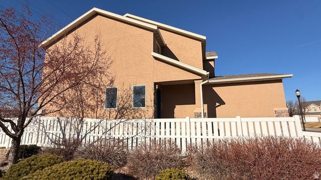 12446 S MOSSBERG DR, Herriman, UT 84096