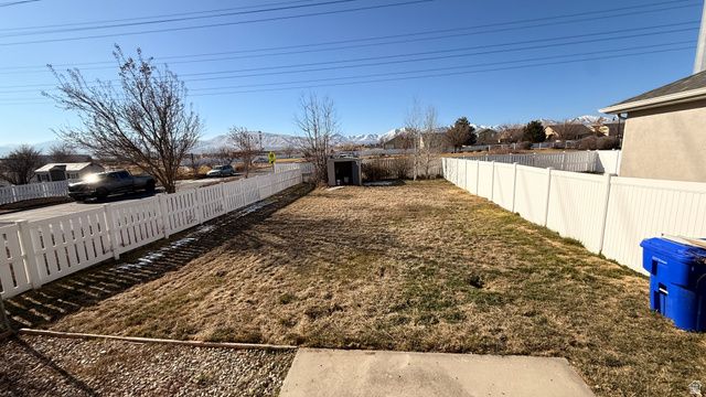12446 S MOSSBERG DR, Herriman, UT 84096