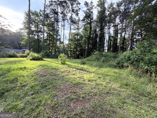 4948 Mountain Valley Drive, Stone Mountain, GA 30088