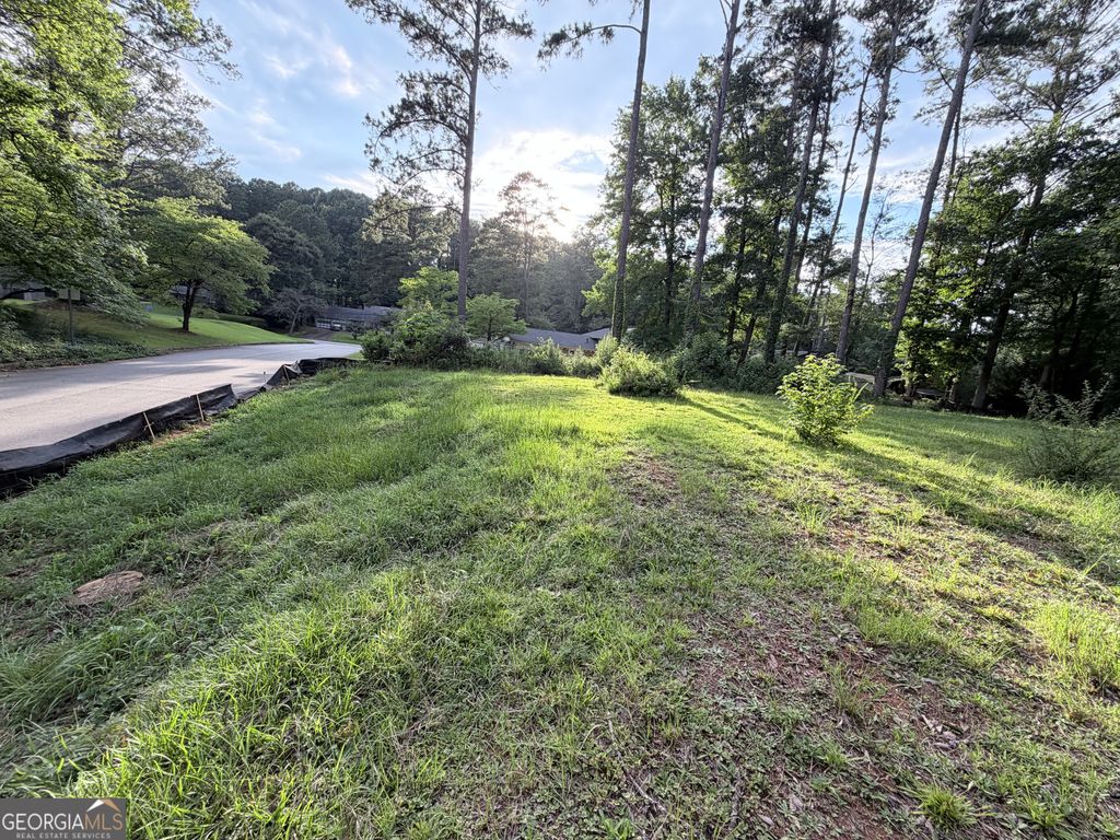 4948 Mountain Valley Drive, Stone Mountain, GA 30088