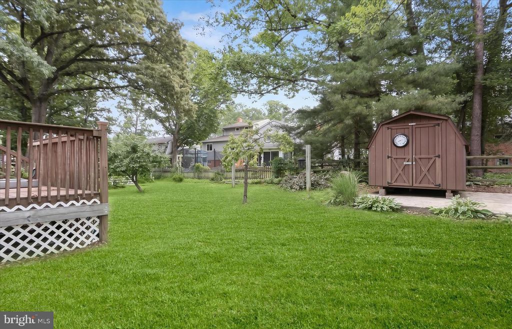 Image 25 of property listing at 15901 BOND MILL RD, Laurel, MD 20707