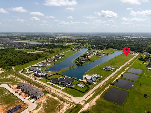 215 Hall Thompson Road, Katy, TX 77493