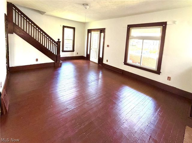 1322 Wellesley Avenue, Steubenville, OH 43952