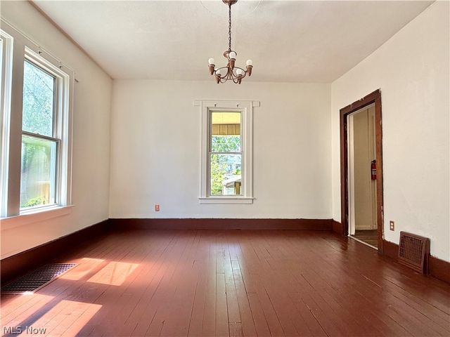 1322 Wellesley Avenue, Steubenville, OH 43952