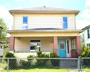 1322 Wellesley Avenue, Steubenville, OH 43952