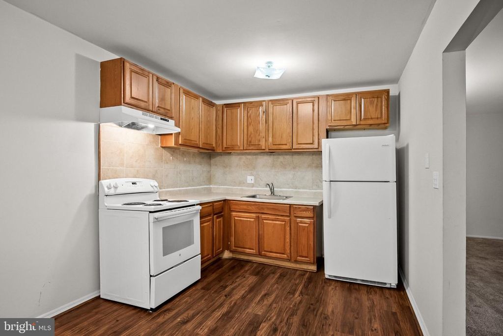1214 LIBERTE CT, BURLINGTON, NJ 08016 — photo 3