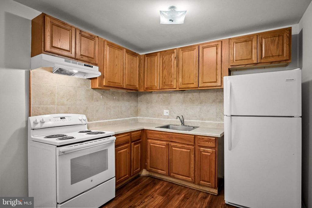 1214 LIBERTE CT, BURLINGTON, NJ 08016 — photo 4