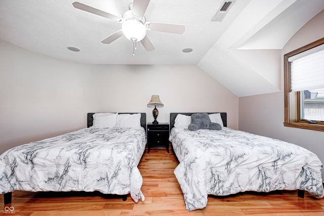 4181 Whitetail Woods Drive, Bargersville, IN 46106