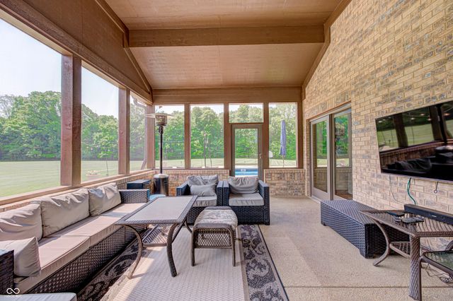 4181 Whitetail Woods Drive, Bargersville, IN 46106