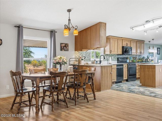 424 N Salero View Road, Vail, AZ 85641