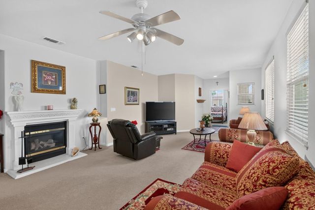 8888 Billfish Way, Sacramento, CA 95828