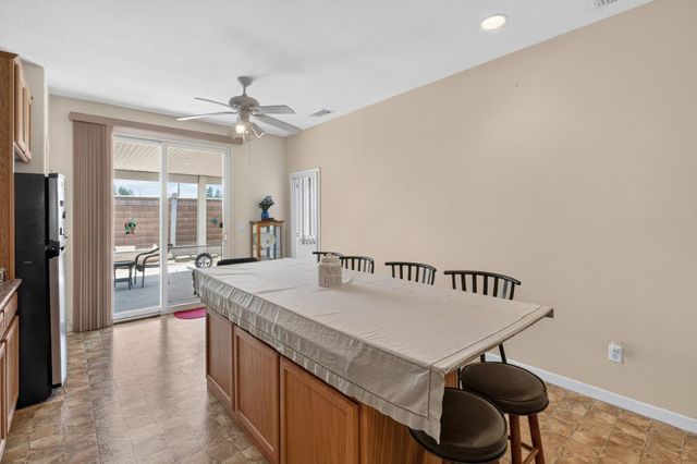 8888 Billfish Way, Sacramento, CA 95828