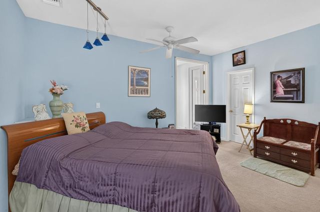 8888 Billfish Way, Sacramento, CA 95828