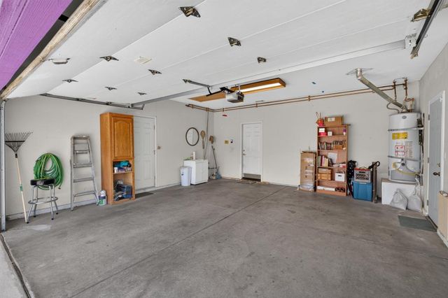 8888 Billfish Way, Sacramento, CA 95828