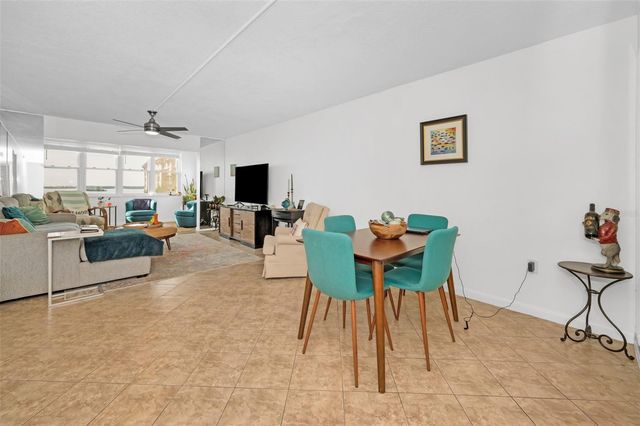 622 EDGEWATER DRIVE 523, Dunedin, FL 34698