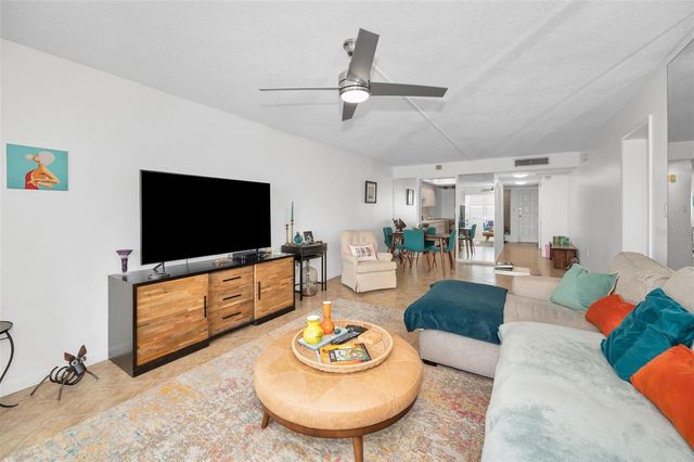 622 EDGEWATER DRIVE 523, Dunedin, FL 34698