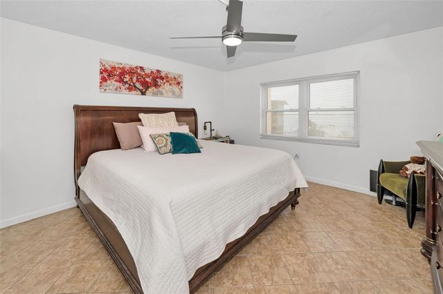622 EDGEWATER DRIVE 523, Dunedin, FL 34698