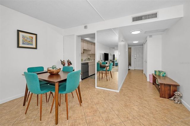 622 EDGEWATER DRIVE 523, Dunedin, FL 34698