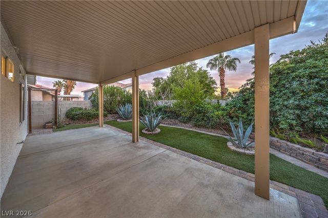 8233 West Rochelle Avenue, Las Vegas, NV 89147