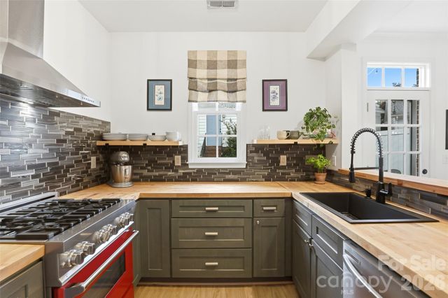 13911 Cinnabar Place, Huntersville, NC 28078