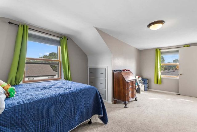 727 S Indiana AVENUE, West Bend, WI 53095