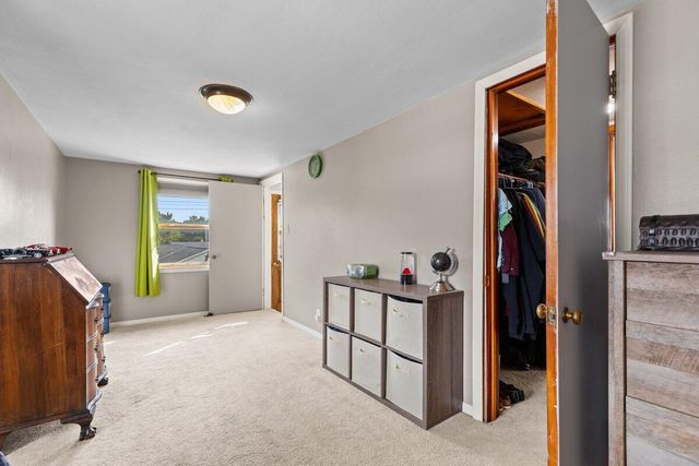 727 S Indiana AVENUE, West Bend, WI 53095