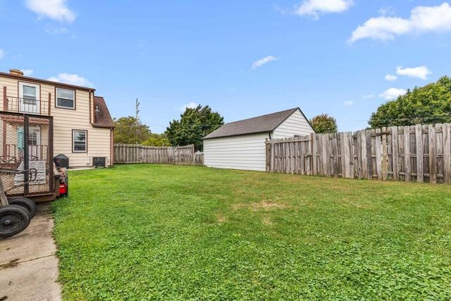 727 S Indiana AVENUE, West Bend, WI 53095