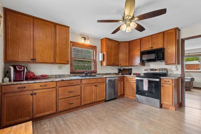 727 S Indiana AVENUE, West Bend, WI 53095