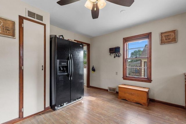 727 S Indiana AVENUE, West Bend, WI 53095