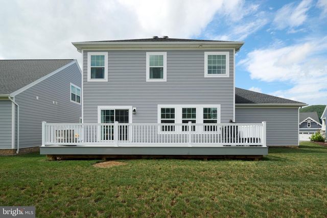 172 SUSSEX DR, State College, PA 16801