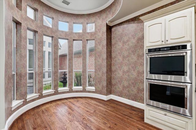 11831 Brookhill Lane, Dallas, TX 75230
