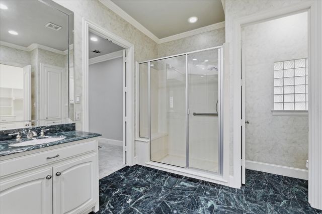 11831 Brookhill Lane, Dallas, TX 75230